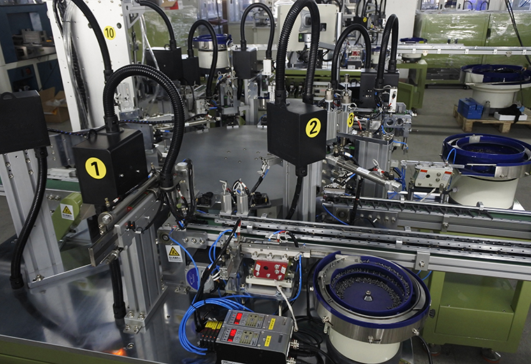 Custom-made Temperature Controlled Switch Automatic Assembly Machine Production Line